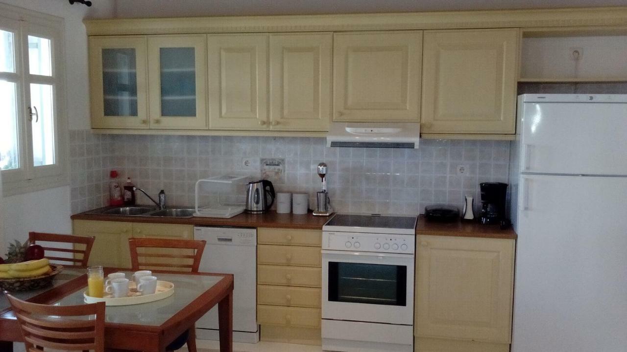 Mykonian Aroma House Apartment ออร์นอส ภายนอก รูปภาพ